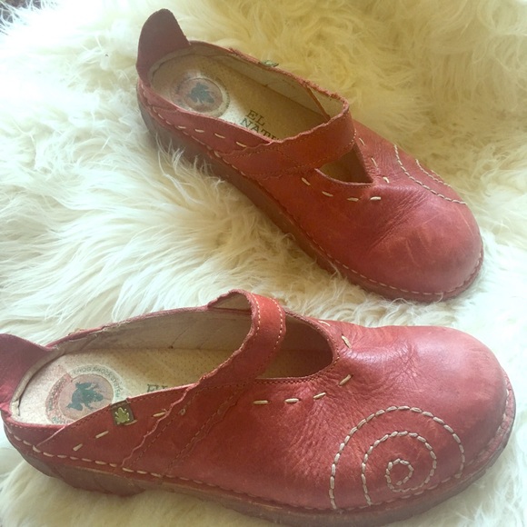Red El Natura Lista Clogs - Picture 1 of 8